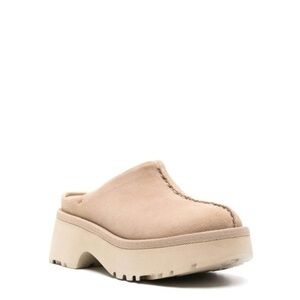 Ugg New Height Clog Women's Platform Suede Slip-On In Sand Size 12. NEW